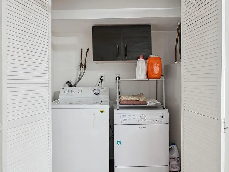 501 Vine St #2 — Photo 37