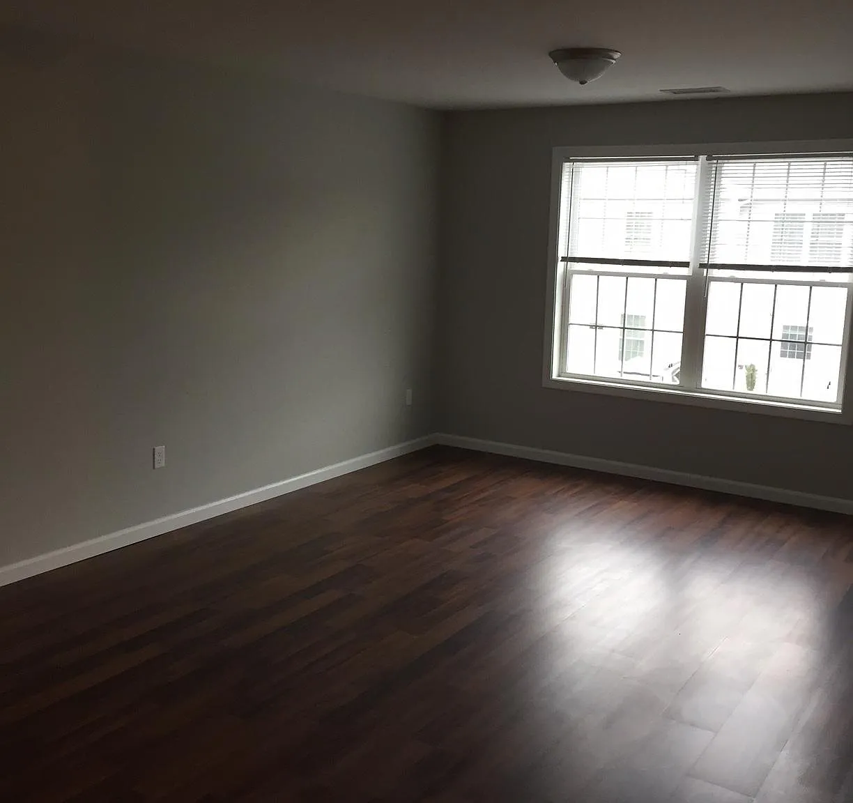 1 bed, 750 sqft, $1,700 — Photo 4