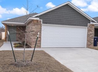 11532 SW 12th St, Yukon, OK 73099