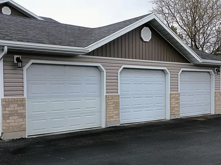 One car garage