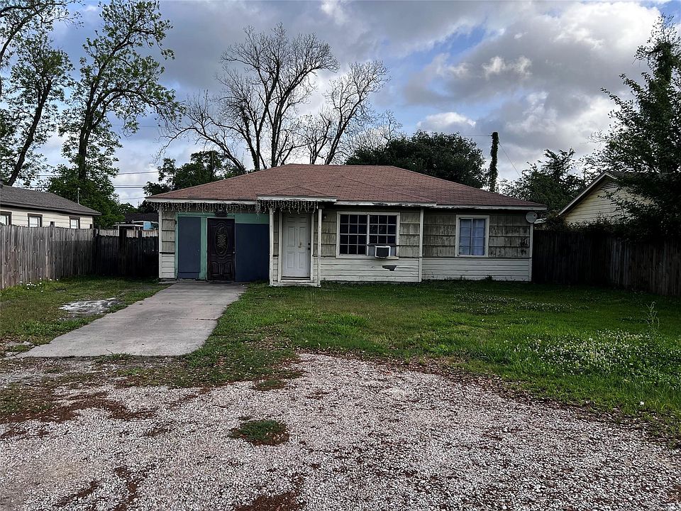 1st image of 7641 Delavan Dr