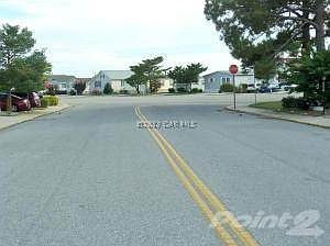 Streetview-looking south