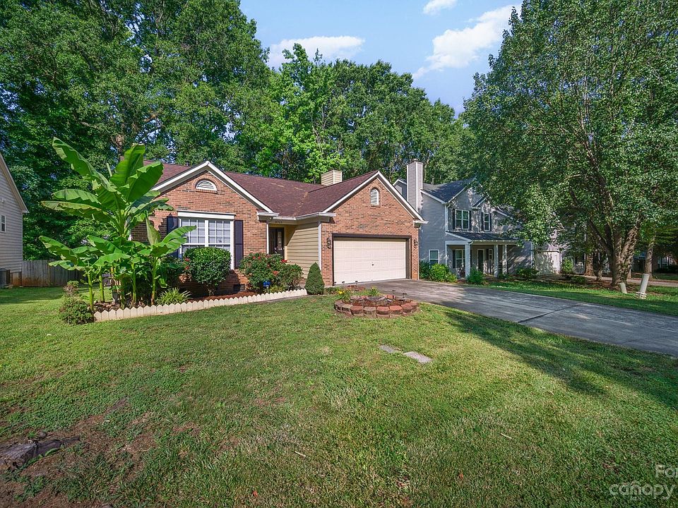 8705 Woodhill Manor Ct, Charlotte, NC 28215 Zillow
