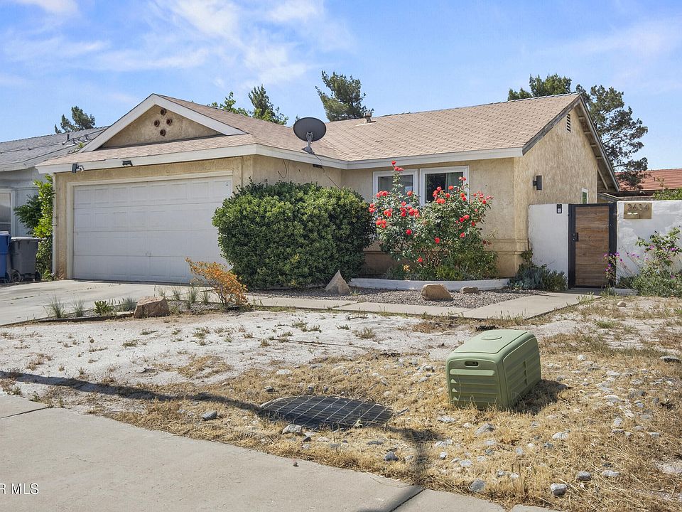 1st image of 2634 Nandina Dr