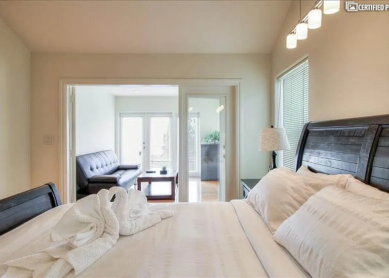 28043 Lobrook Dr — Photo 16