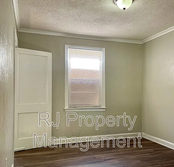 809 Juliet Ave — Photo 5