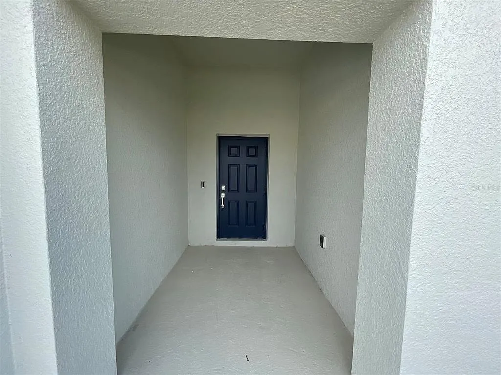 Building Photo - 660 Tanaro Ln