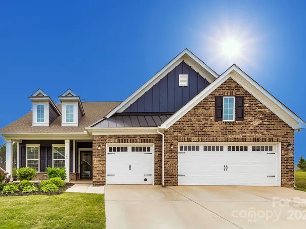 1300 Dali Blvd, Mount Holly, NC 28120