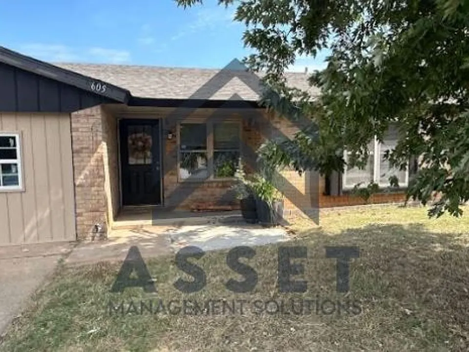 605 Jasmine Pl