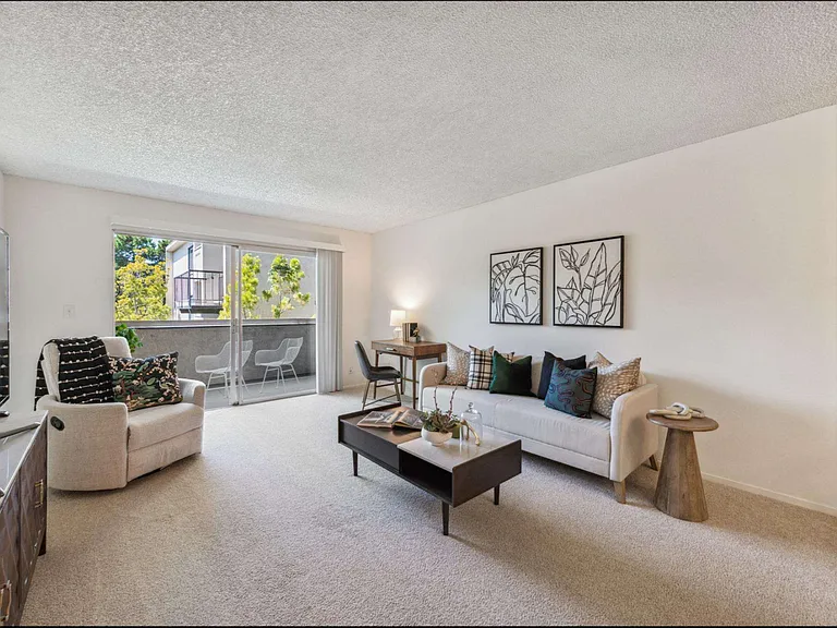 965 Shorepoint Ct #209 — Photo 13
