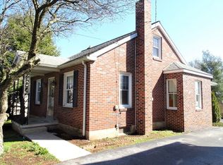 342 Broad St, Terre Hill, PA 17581