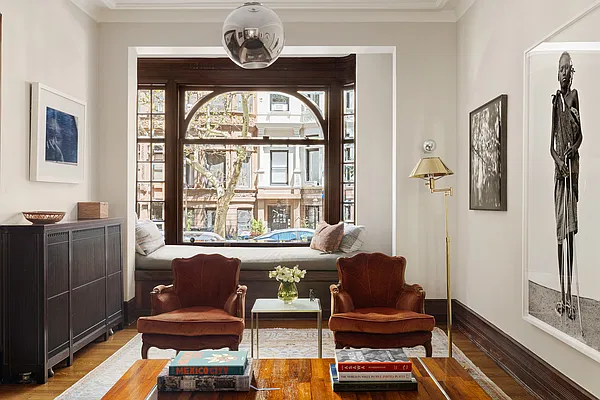 Living room, photo 5