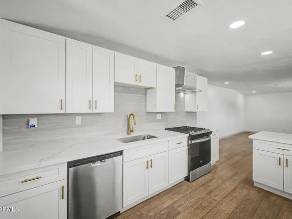 6414 W MITCHELL Drive, Phoenix, AZ 85033