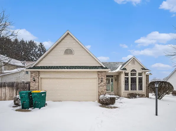 512 Autumn Ct, Mishawaka, IN 46544