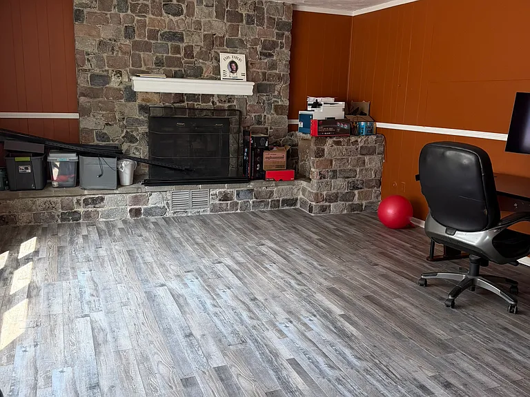 1036 Churchill Dr — Photo 22