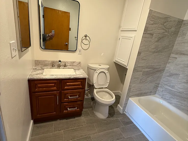 3160 Walnut Grove Ave #B — Photo 8