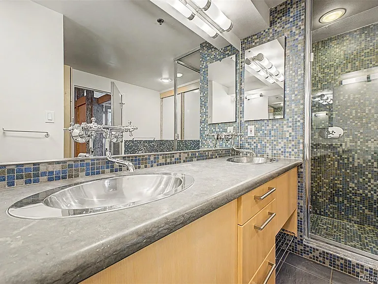1401 Wewatta St #908 — Photo 25