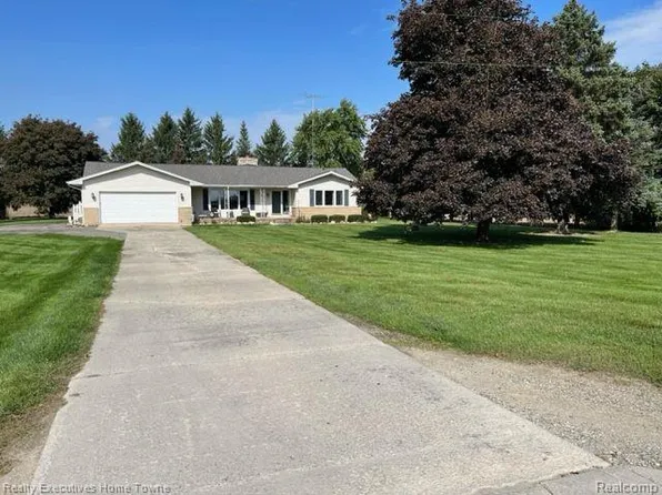 1120 W Sanilac Rd, Sandusky, MI 48471