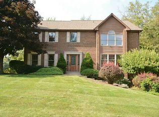 310 Blue Run Rd, Cheswick, PA 15024