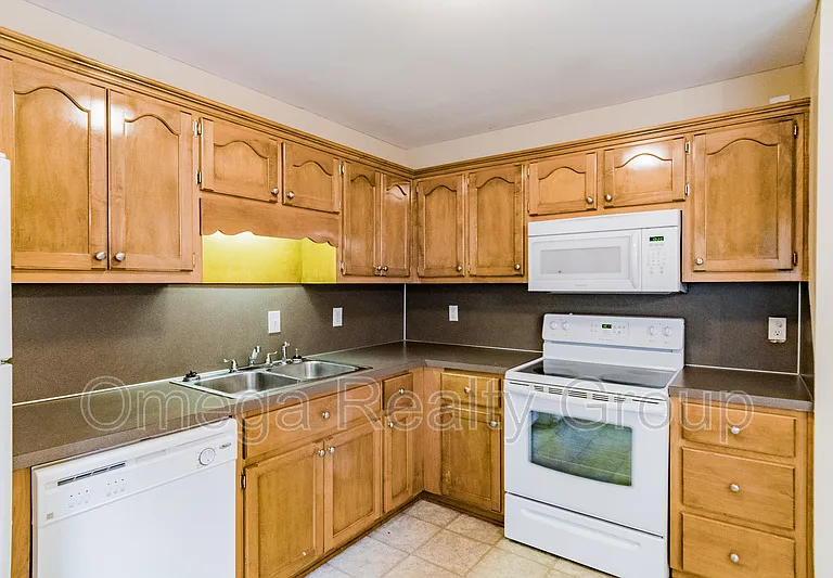 2587 Evergreen Rd — Photo 10