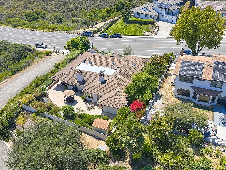 7118 El Fuerte St — Photo 43