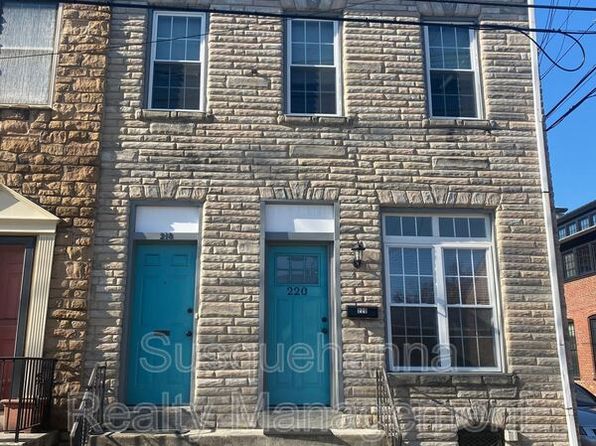 220 N Plum St #220