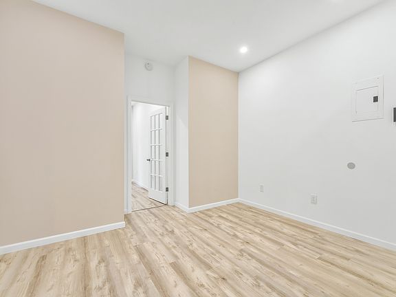 5th image of 1670 1st Ave APT 4N