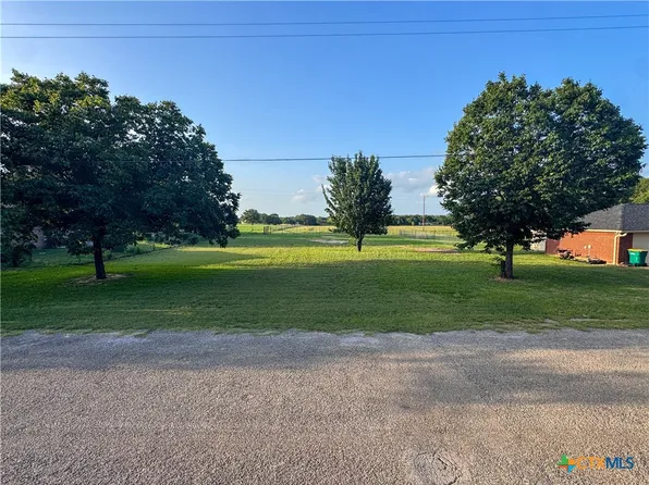 307 Hamilton Dr, Gatesville, TX 76528