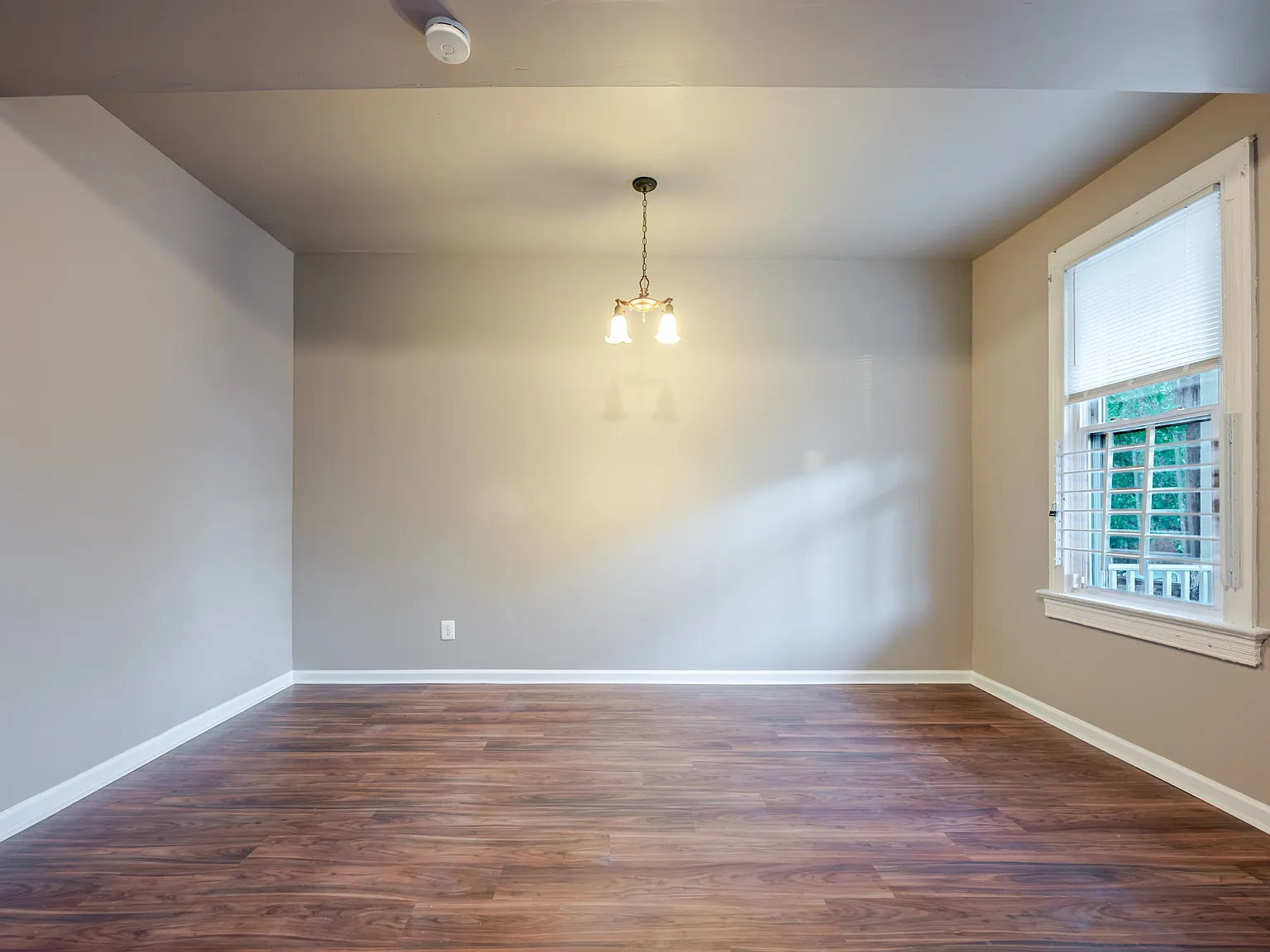 1319 U St SE — Photo 4