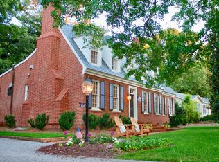 2225 Sanford Ln, Charlotte, NC 28211
