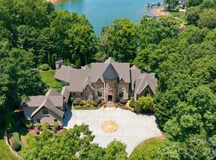 172 Tennessee Cir, Mooresville, NC 28117