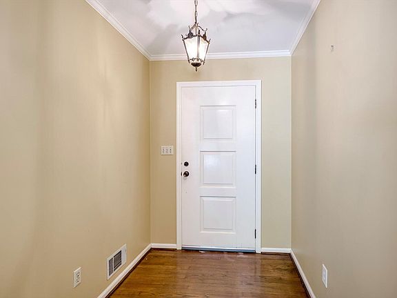 4th image of 3475 Chamberlain S Ferry Road