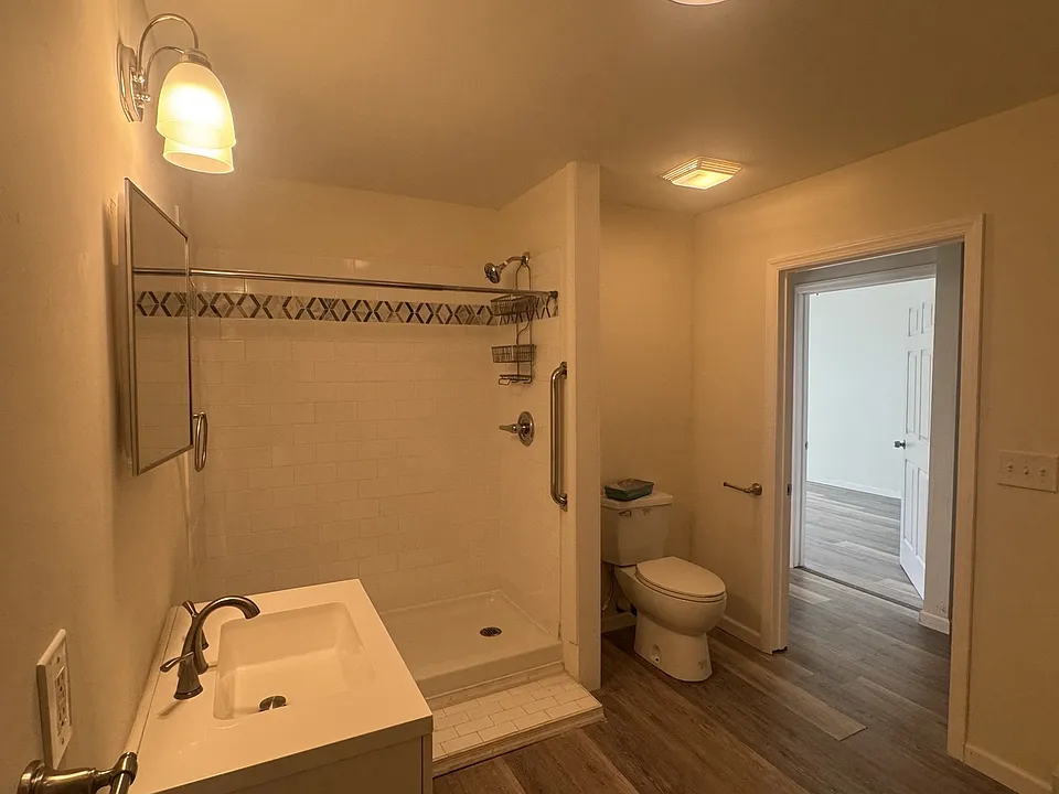 23 Old Lake Rd #2
