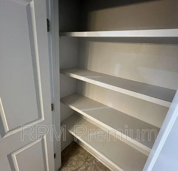 8614 Forestwood Ave — Photo 15