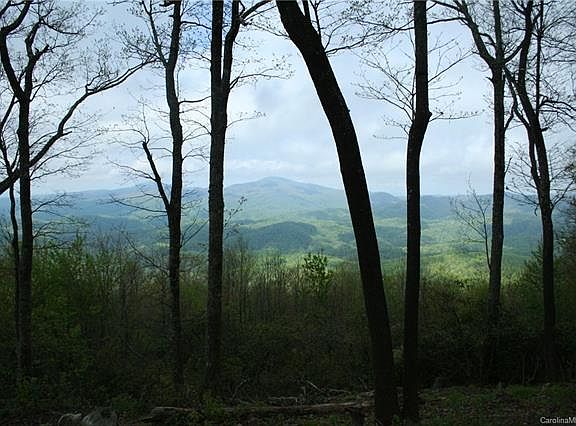 3rd image of 148 High Cliffs Trl