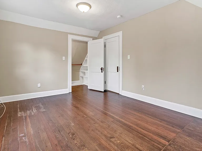 330 Bernard Ave — Photo 47