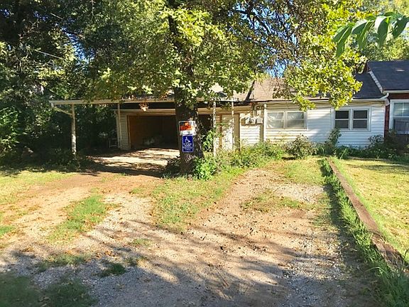 3rd image of 8925 NE 25th St