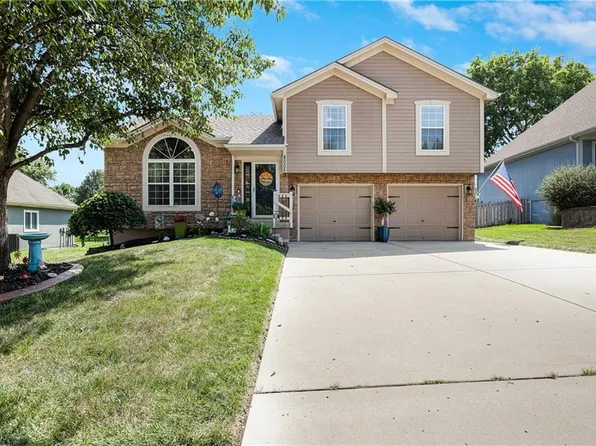 8505 NE 97th Ter, Kansas City, MO 64157