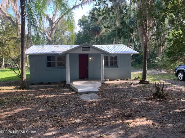 521 S 9TH Street, Crescent City, FL 32112