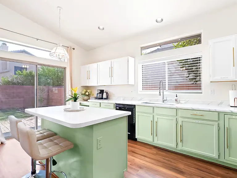 11044 N Eagle Crest Dr — Photo 5
