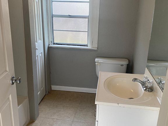 5th image of 1709 Missouri Ave