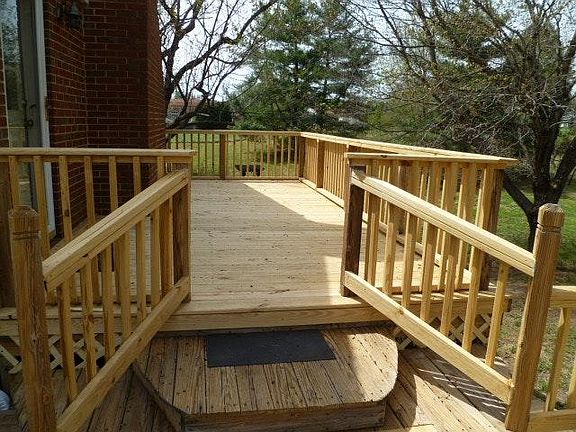 10' Raised Deck Overlooks Shaded Private Property