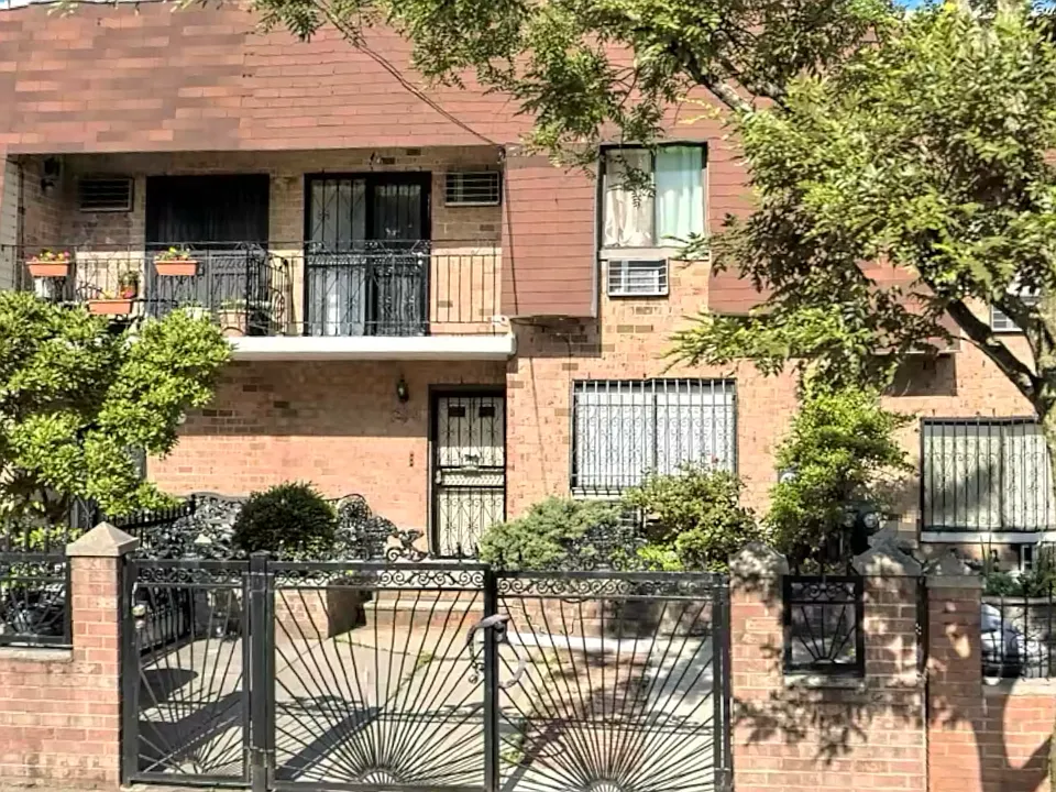 743 Thieriot Ave #1