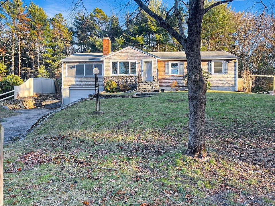 1st image of 25 Surrey Dr