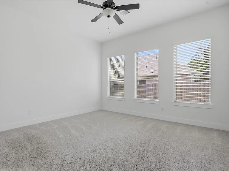 313 Rise Ln — Photo 10