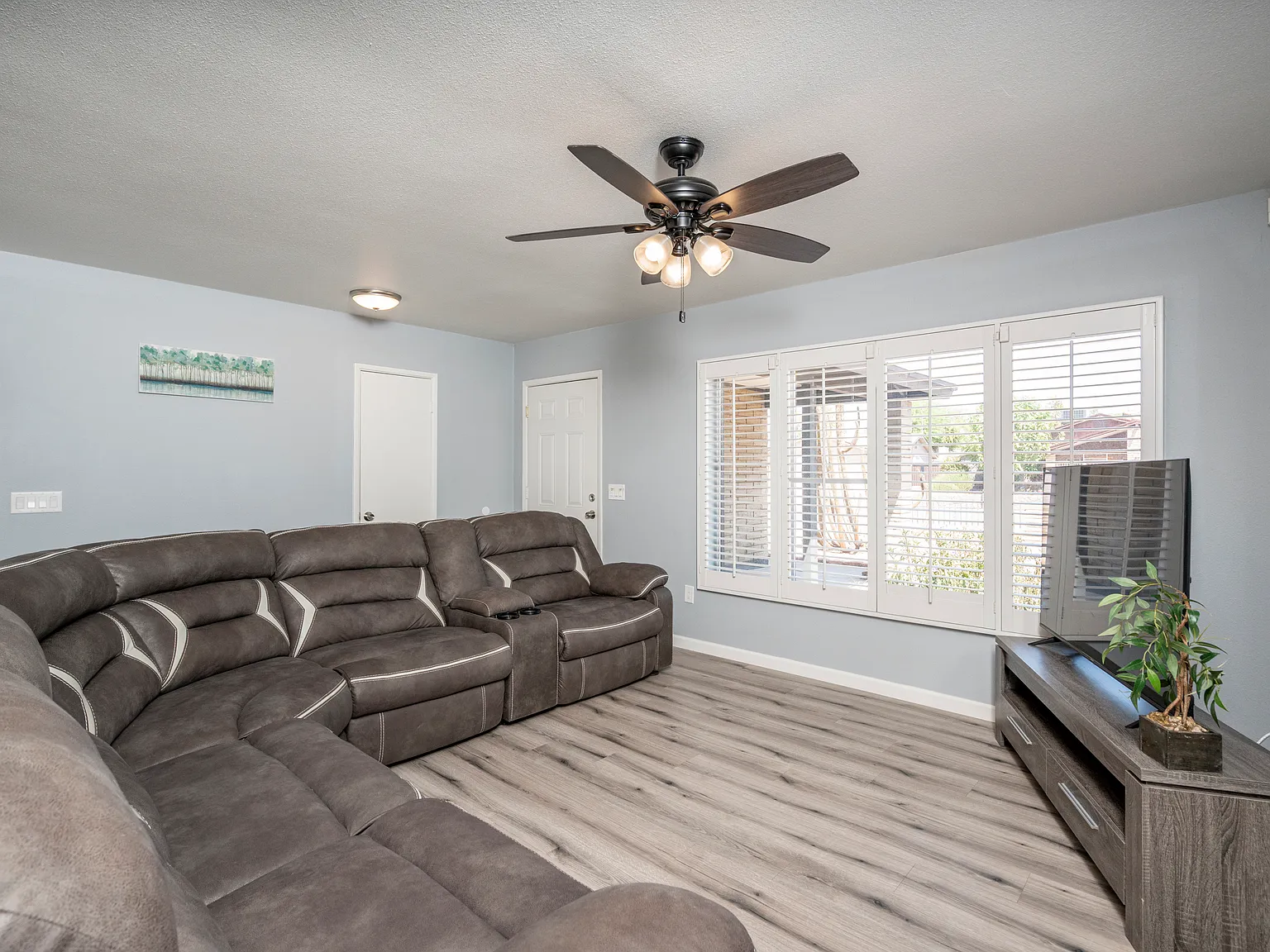 951 West La Jolla Drive - 1 — Photo 2