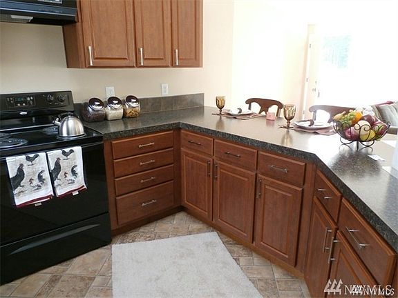 4th image of 70 W Freedom Ln #5