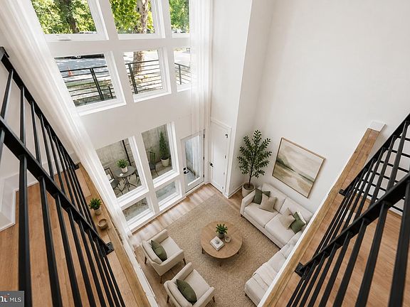 5th image of 2105 M St NE #7