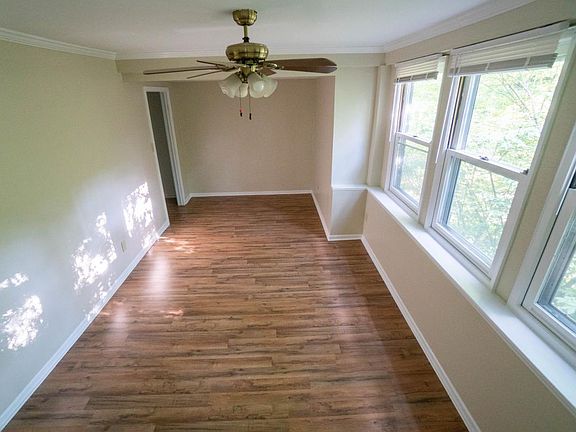 5th image of 3238 Coit Ave NE APT 1