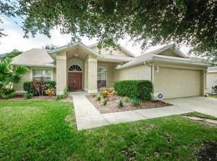 1282 Paradise Lake Dr, Tarpon Springs, FL 34689